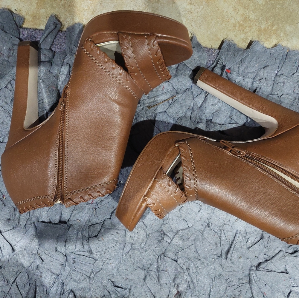 New leather Jessica  Simpson  10